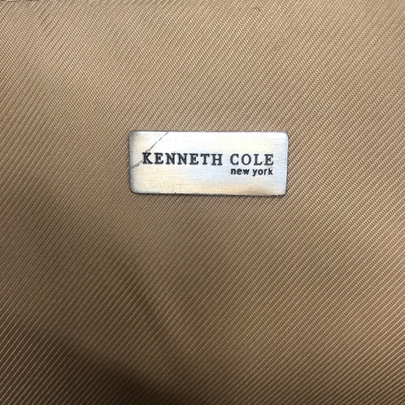 Kenneth Cole Lap Top Messenger Bag Flap-Olean - Picture 10 of 16
